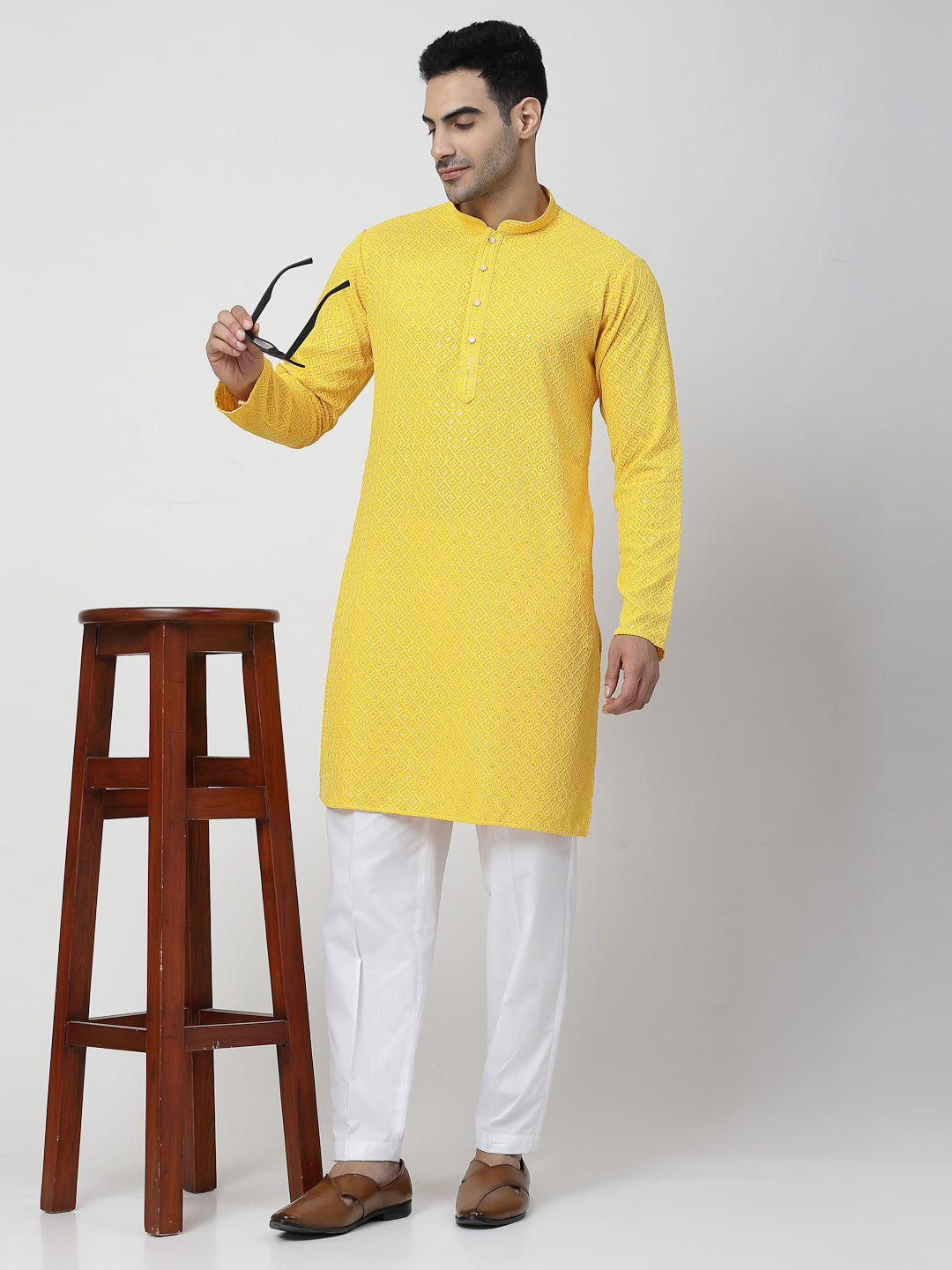 Men's Embroidery Cotton Blend Chikankari Kurta Set with White Pyjama (Wine Color)